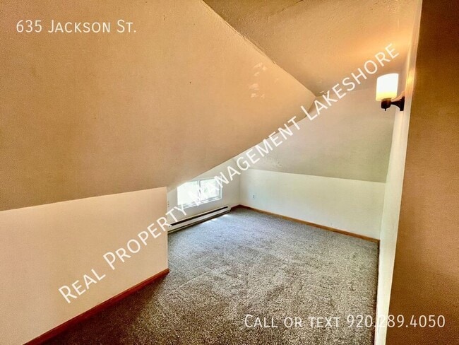 Building Photo - 635 Jackson St