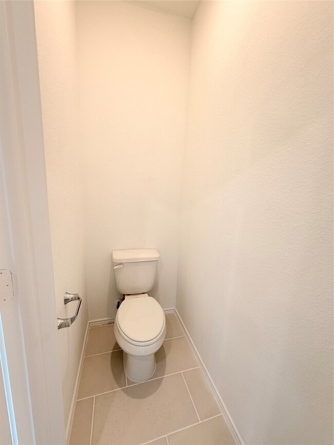 Building Photo - 22403 Sawmill Pass Ln