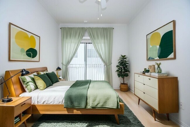 Building Photo - 9400 Bellaire Blvd