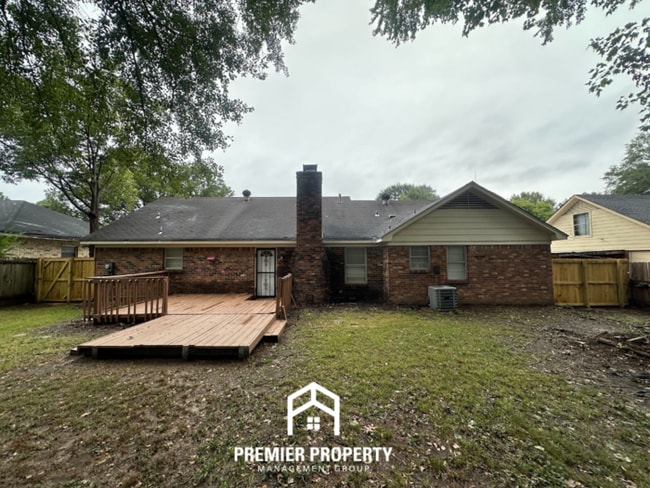 Building Photo - 6343 Limewood Ave
