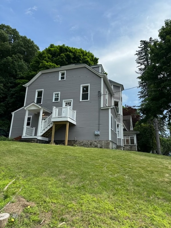 Primary Photo - 301 E Main St
