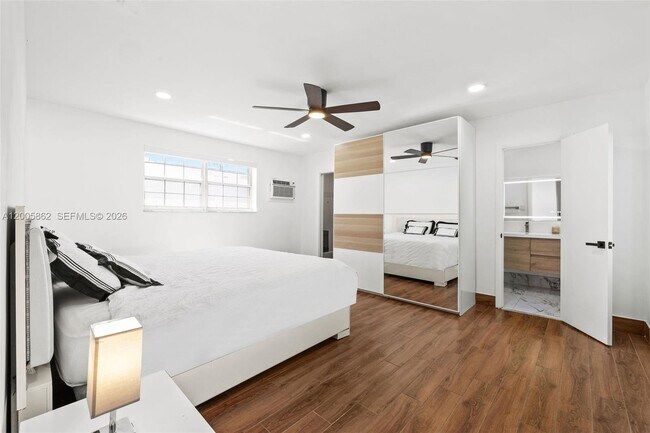 Building Photo - 3460 N 46th Ave