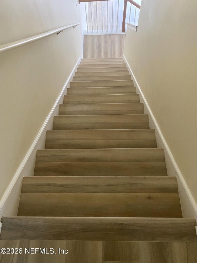 Building Photo - 120 Seminole Rd