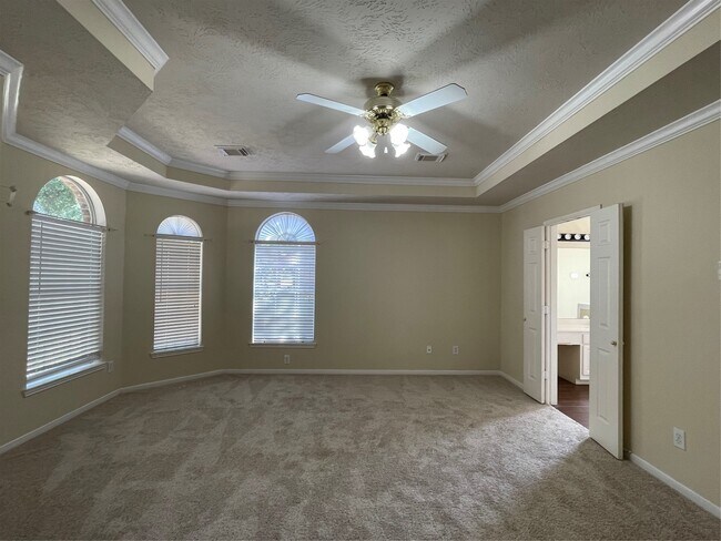 Building Photo - 1723 Rustic Oak Ln