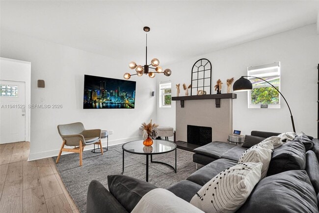 Building Photo - 37 NW 47th St