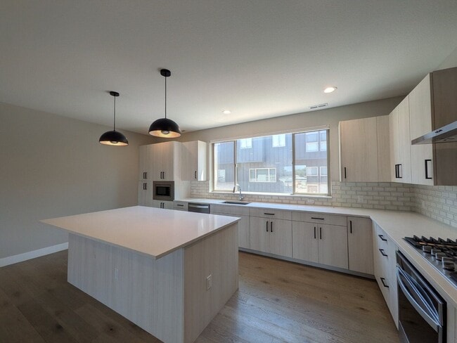 Building Photo - 5009 S Prince Pl