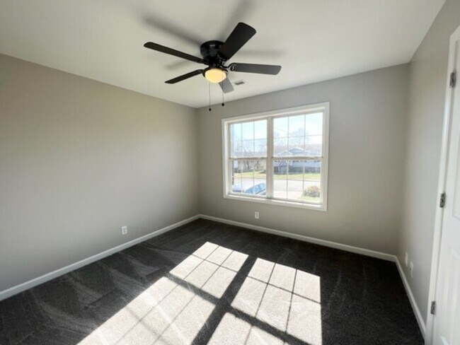 Building Photo - 1724 Ridge Runner Ct