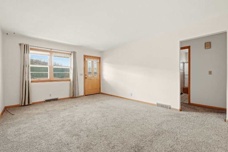 Building Photo - 171 Skyline Dr