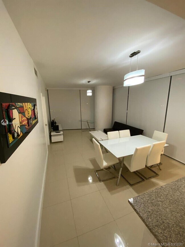 Building Photo - 888  Biscayne Blvd  2301 Miami Fl 33132