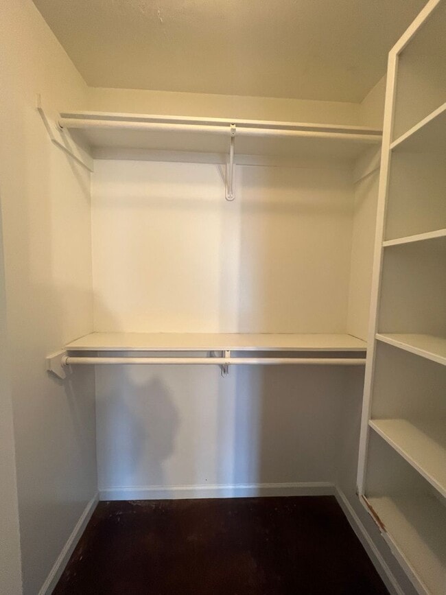 Building Photo - 3705 Kirkman St