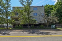 Building Photo - 183 Livingston Pl