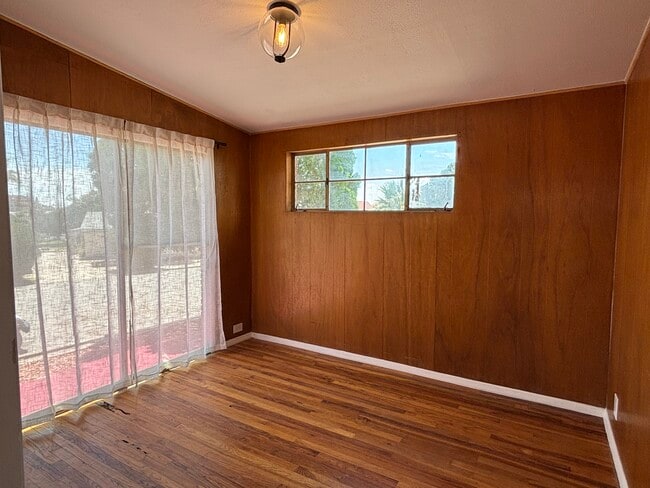 Building Photo - 1100 Upson Dr