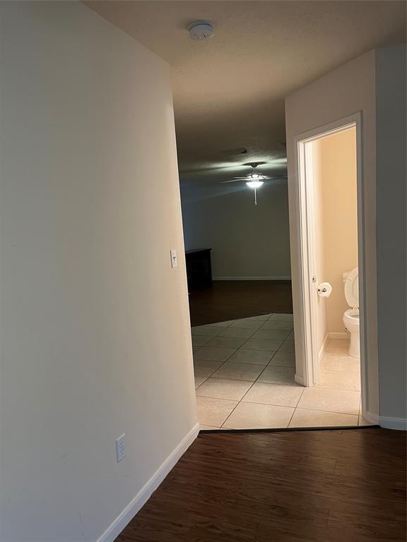 Building Photo - 302 Inverness Dr