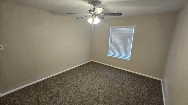 Building Photo - 7322 Ridge Oak Dr