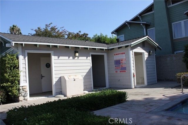 Building Photo - 563 E City Ct