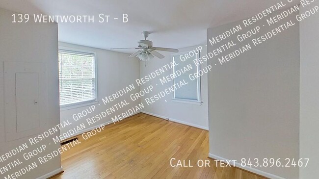 Building Photo - 4 bed / 2 bath on Wentworth St.