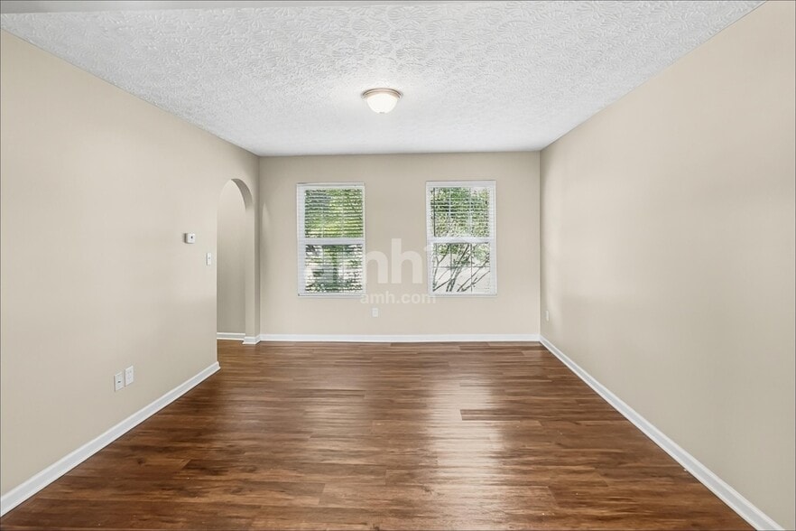 Building Photo - 130 Brittney Rd