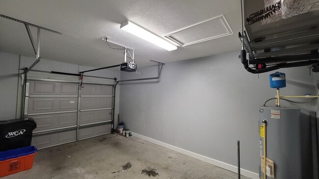 Building Photo - 1088 NW 126 Way