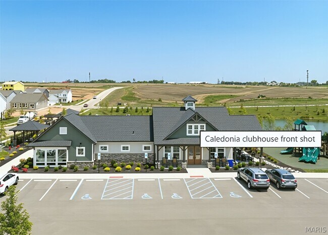 Building Photo - 818 Memsie Dr