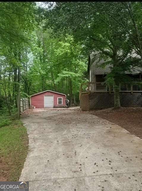 Building Photo - 465 Lakeside Trail
