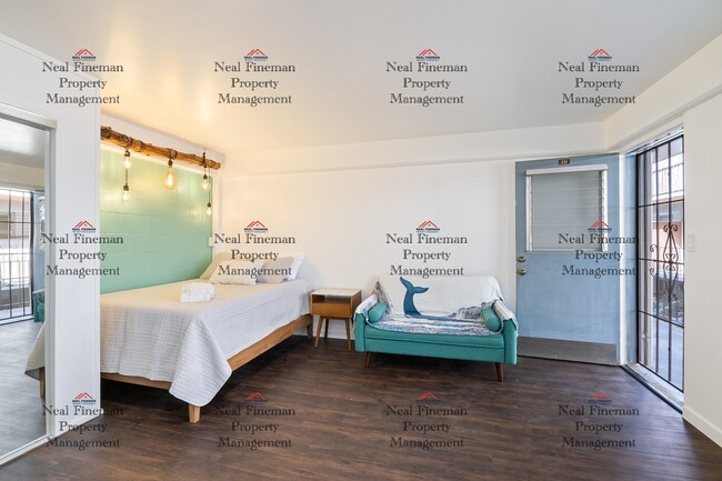 Building Photo - Furnished Studio, 1 Bath. Street parking. 1 year Lease. Electric water and sewer are included in ...