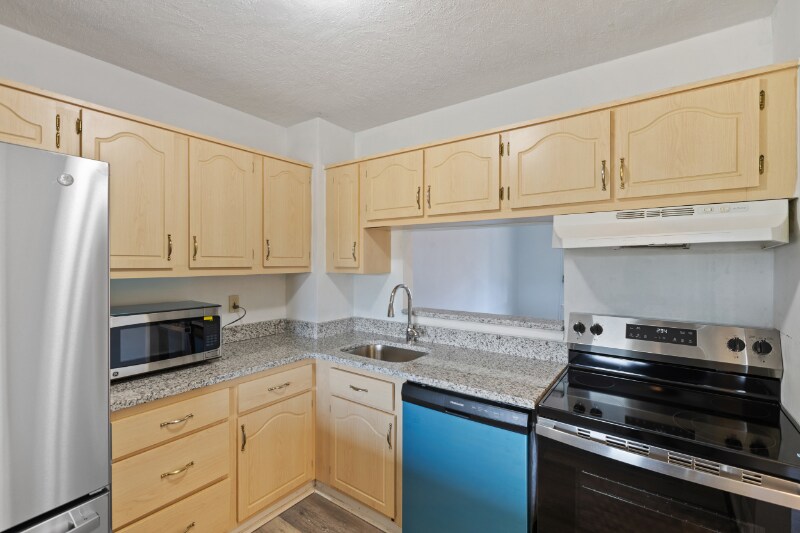 Building Photo - 4920 S Tupelo Turn