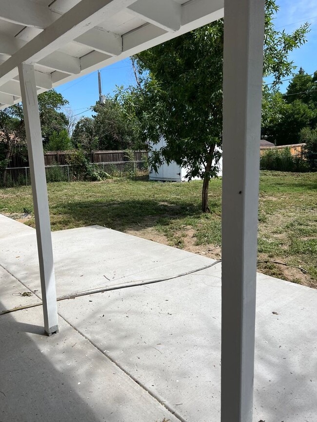 Building Photo - Rent-to-Own Ranch-Style Home in Henderson,...