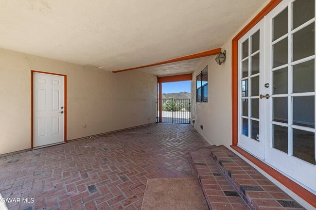 Building Photo - 13620 Pales Rd