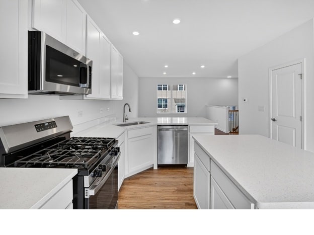 Kitchen View2 2nd Floor - 422 Red Oak Cir