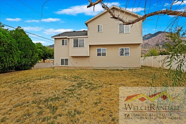 Building Photo - Spacious Single Family Home in Ogden