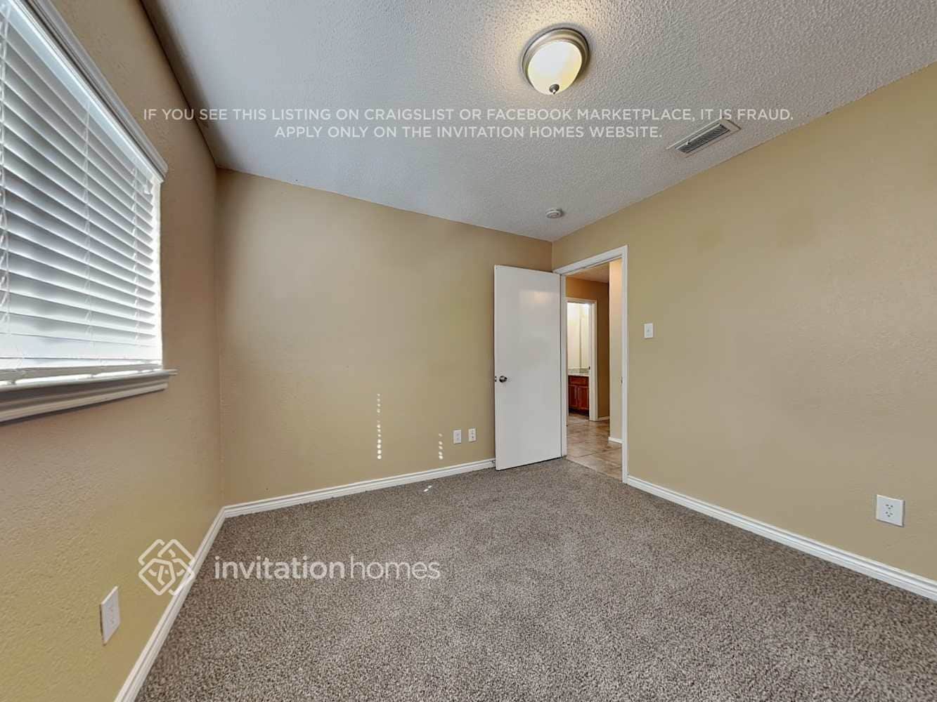 Building Photo - 2650 Fairmont Dr