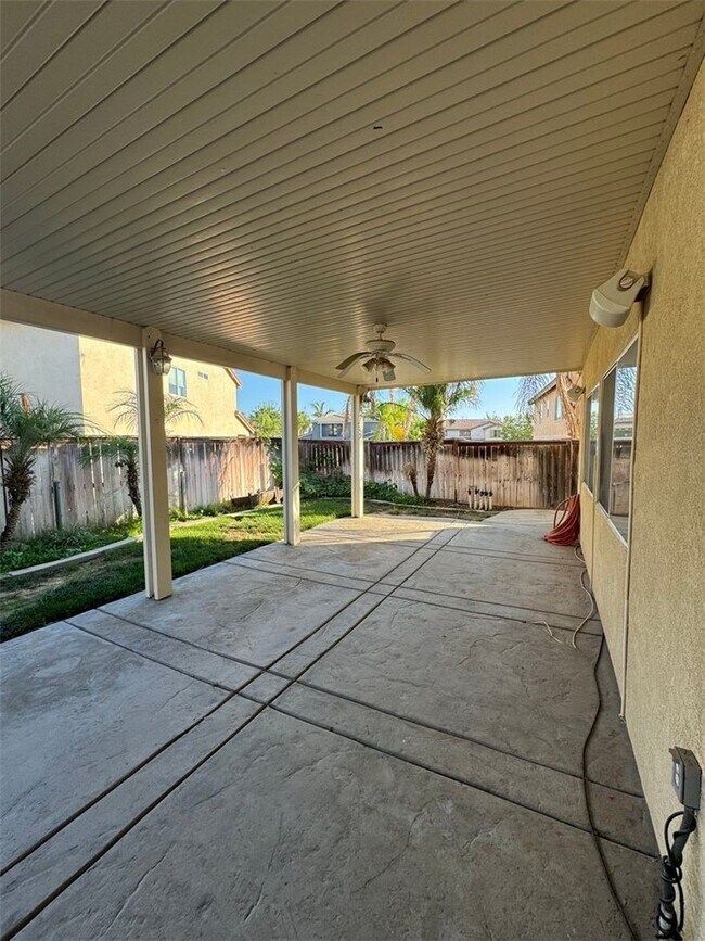 Building Photo - 35674 Yellowstone St