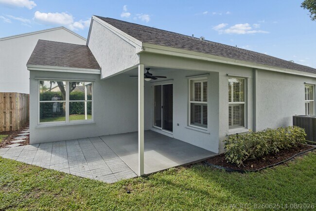 Building Photo - 67 Kingfisher Way