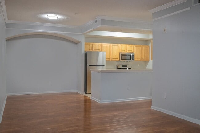 Building Photo - Available for Immediate Move in!  Gorgeous 2 Bedroom Condo with Garage on the 1st Floor!