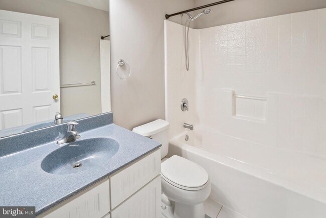 Building Photo - 149 Westbrook Dr