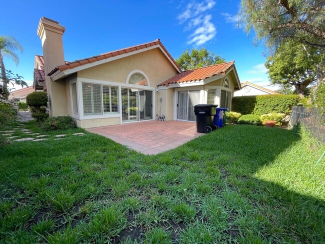 Building Photo - Bernardo Village: Single-level 3 bedroom, ...