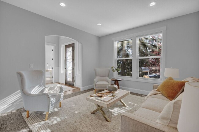 Building Photo - Luxury North Salt Lake Home with Mountain Views, Office & Fully Fenced Yard