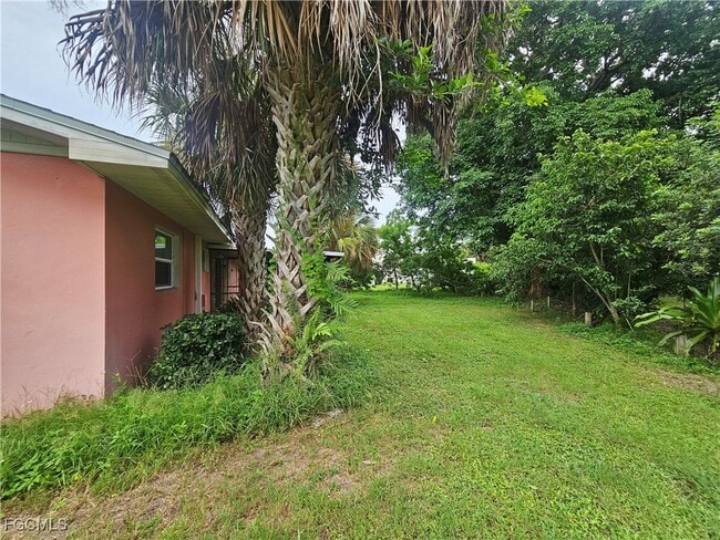 Building Photo - 129 Highview Ave