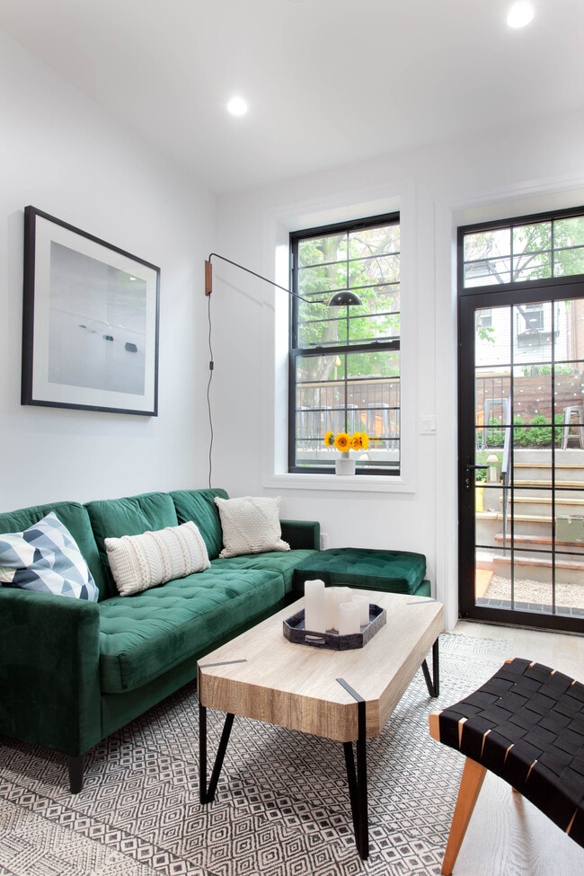 Building Photo - Node Harman