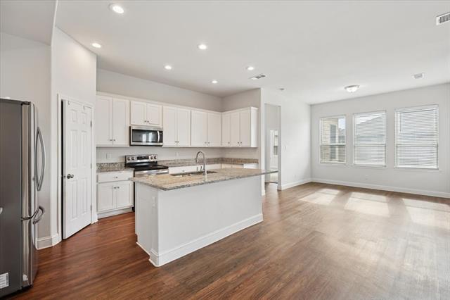 Building Photo - 313 Marble Creek Dr