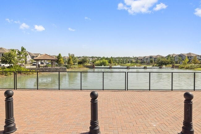 Building Photo - Charming 3 Bed, 2.5 Bath Rental Home in Wesley Chapel - Spacious and Modern!