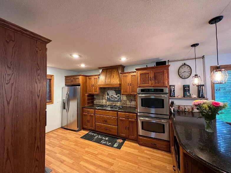 Building Photo - 18892 Orchard Ct