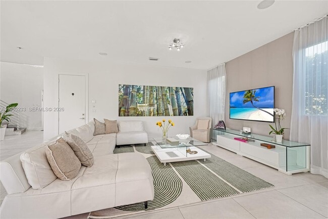 Building Photo - 7515 NW 99th Ave