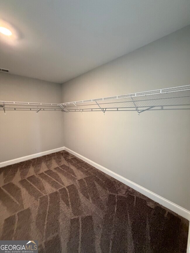 Building Photo - 1120 Riverwalk Manor Dr