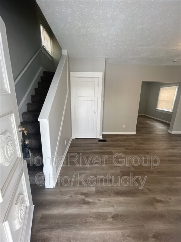 Building Photo - 2308 Fauver Ave