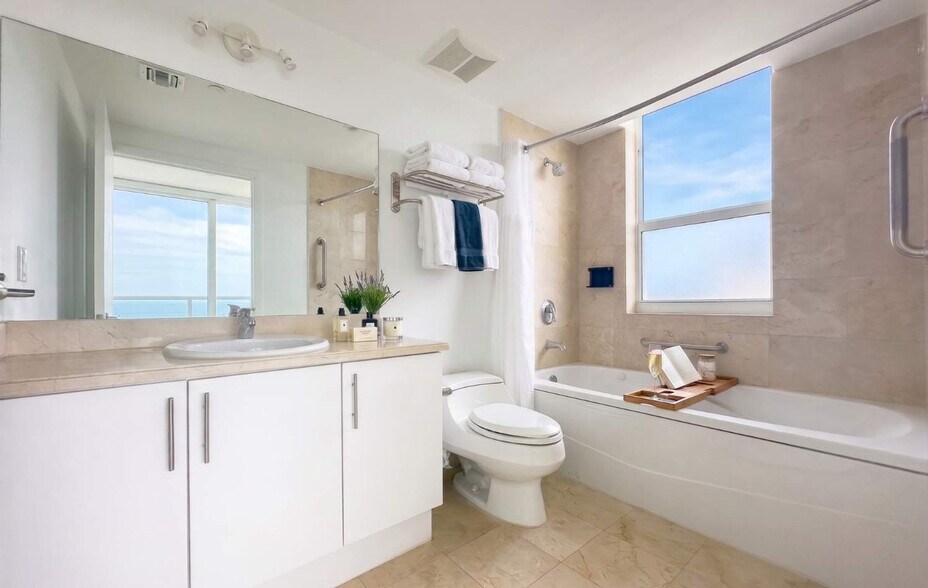 Building Photo - 2889 McFarlane Rd