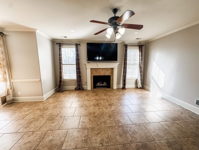 Building Photo - 713 Briston Ln