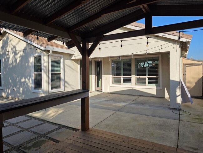 Building Photo - 1994 Newark Way