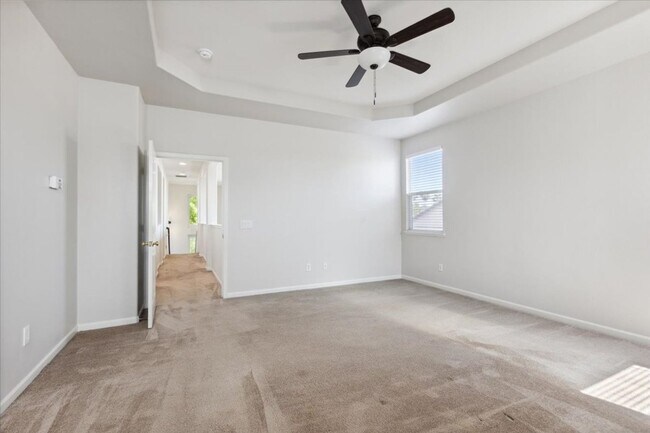 Building Photo - 5409 Banfield Dr
