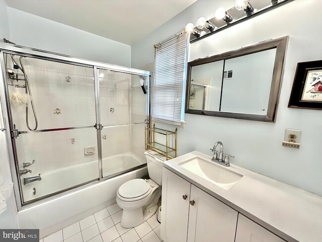 Building Photo - 10202 McGovern Dr